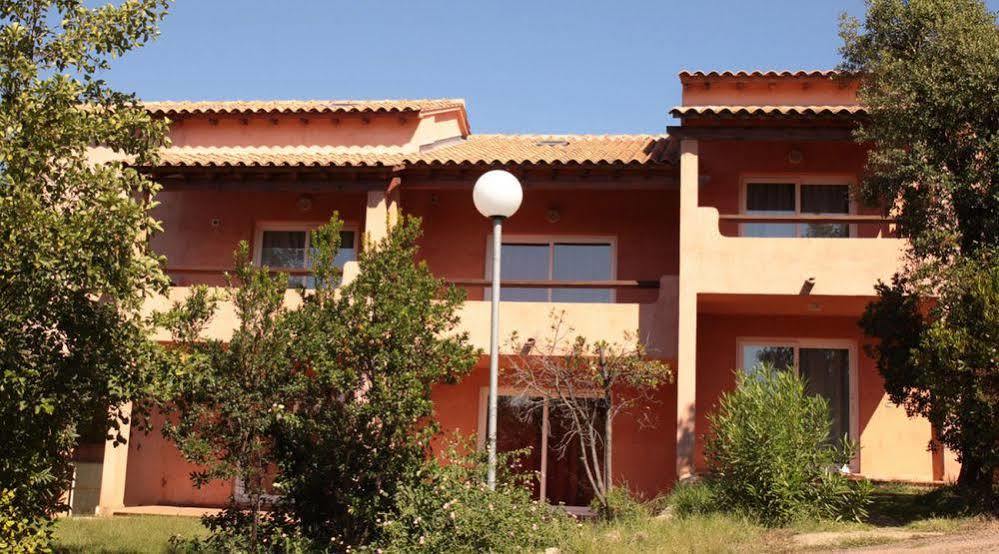 Complesso Residenziale Marina Di Pinarello Aparthotel Pinarellu Exterior foto